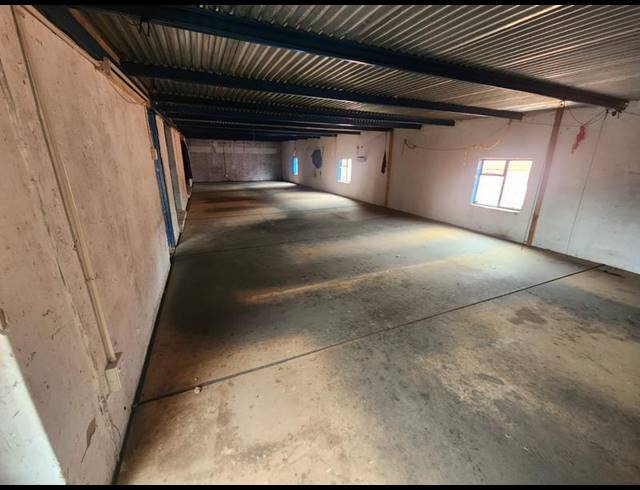 BUSINESS PROPERTY TO RENT IN BOOYSENS